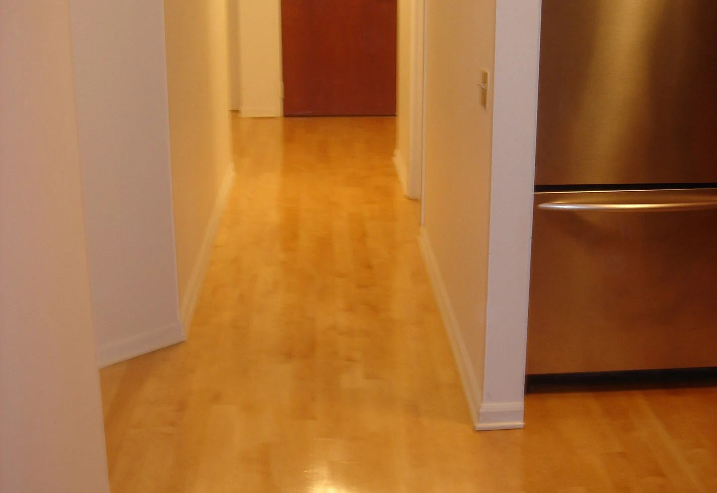 Seamless polyurethane industrial flooring